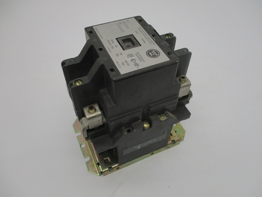 A201K3CB 5277C15G07 Electric Motor Starter 90A Front Connected Three Pole Open Size