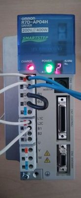 Omron R7D-AP04H AC Servo Driver 5.5amp 1 Phase 200-230vac 50 / 60hz Output