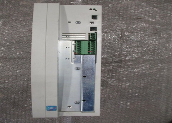 Lenze EVF8244-E SERVO DRIVE FREQUENCY INVERTER  3 PHASE 0-480 VAC 50/60 HZ