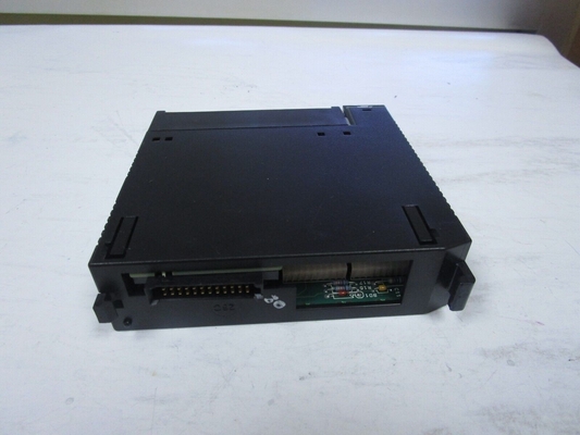 GE FANUC SERIES 90-30 4-Channel Analog Current Input module  IC693ALG221