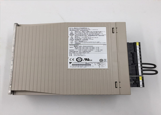 Yaskawa SGDV-7R6A01A AC Servo Motor Sigma 5 200 V Voltage 850 W Power Rating