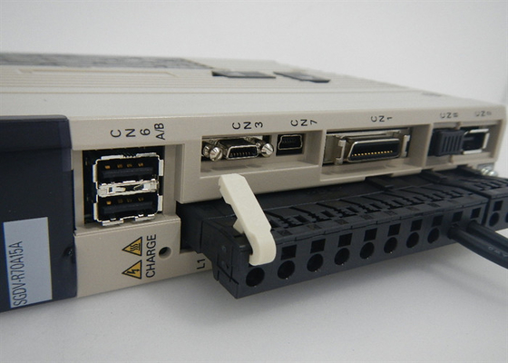 SGDV-R70A15A 200V Yaskawa Drives AC Servo SGDV Sigma V 200VAC 3 Phase