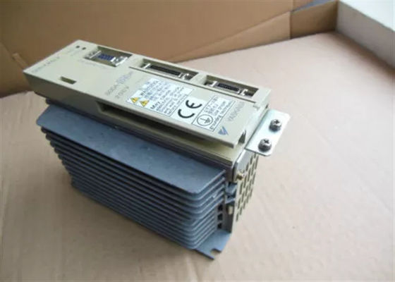 SGDA-04VP Yaskawa Brand New Industrial Servo Drives Original Box