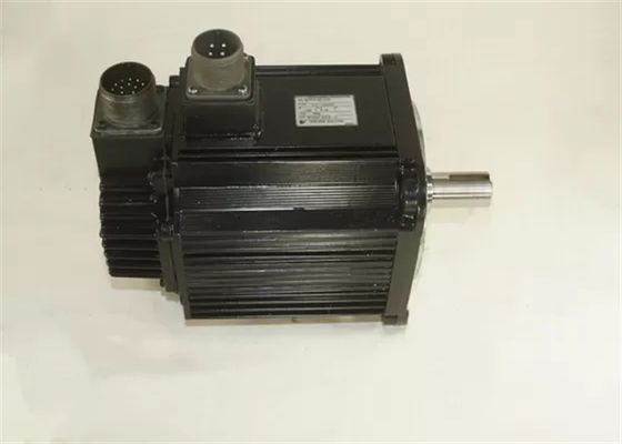 Yaskawa SGMG-05A2A Industrial Servo Motor Original New In Box