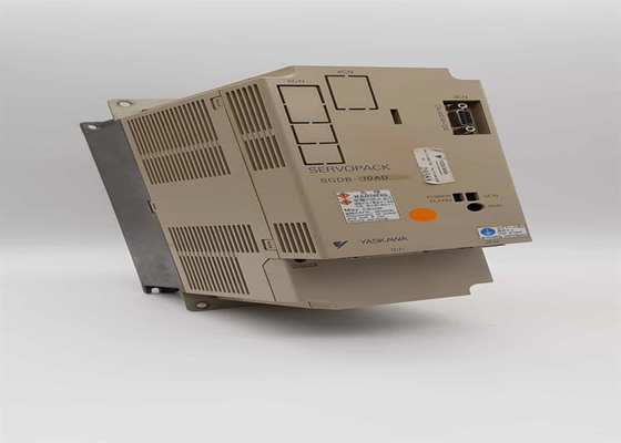 SGDB-10AD Yaskawa Servo Drive 230 V 8 AMP 3 PHASE Torque Speed Position Control
