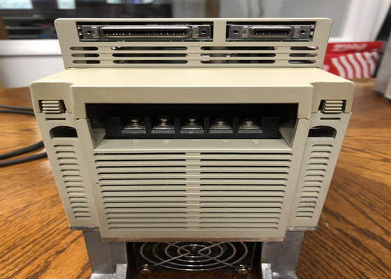 SGDB-15ADG-P Yaskawa Servo Drive 3PH Servopack 10 Amps Sigma 1500 W