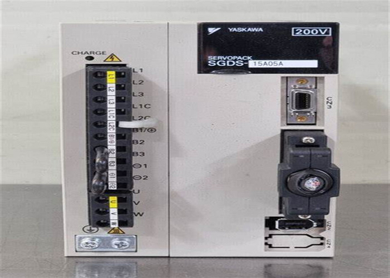 Yaskawa SGDS-15A05A Servopack Controller Servo SIGMA III Series 200-230 VAC