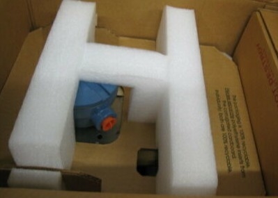 CMF010M323NWBUEZZZ EMERSON Mass Flow Senso