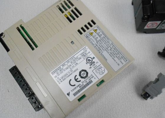 Yaskawa SGDS-01A01A Servopack Servo Drive Working Voltage 200v Brown Color