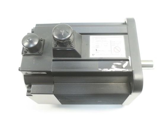 YASKAWA USAFED-15-HG11 Servo Motor 2000rpm SHAFT W/ UTOPI-600UB ENCODER