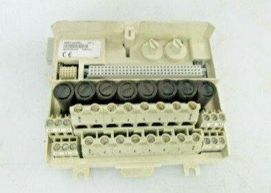 ABB 3BSE013238R1 Module Termination Unit Extended 250V Fused Terminal Block