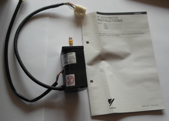 YASKAWA SGM-A5A31  2048 P/R Incremental Encoder AC Servo Motor 200V Standard 50W
