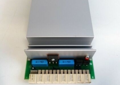 ABB 3BSE000863R1 SR511 POWER REGULATOR MODULE 310 W MAX 35 AMP 18-30 VDC INPUT