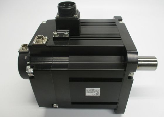 Mitsubishi HF303BS-A48 SERVO MOTOR 12.7 AMP 3 PHASE 3 KW 2000 RPM 184 V