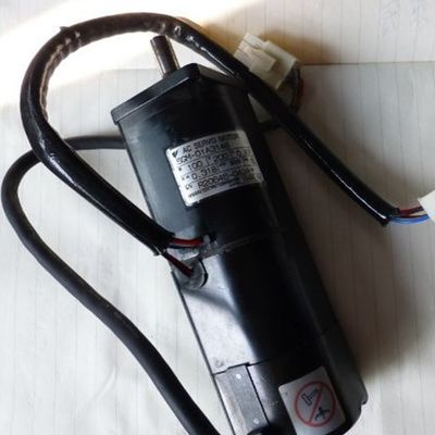Brand Yaskawa SGM-01A314B IP65 Sigma 5 AC SERVO MOTOR 400W 3000rpm