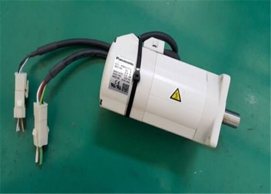 Industrial Servo Motor Panasonnic  MSMA041P1A  Ralted Output  0.4KW  82V  4.4A