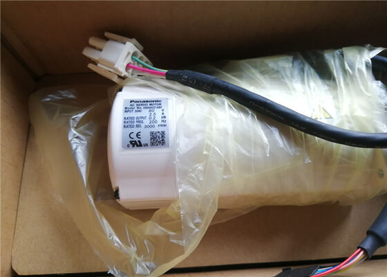 Panasonnic Servo Motor MSMA041P1E  Ralted Output  0.2KW  Input Current 2.5A