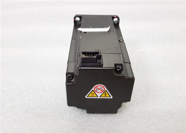 Industrial  Yaskawa  200W 200V A NEW ORIGINAL AC SERVO MOTOR SGMJV-02ADA2C