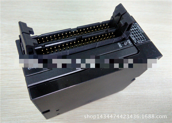 AFP7XY64D2T 24 V DC 2.7 MA PLC 8.2 KOhm Programmable Logic Controller  Panasonic