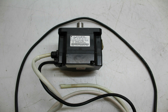 SGMPH-02DAA-YG12 Yaskawa SERVO MOTOR 200 VAC 1500 RPM Sigma II Rotary Control System