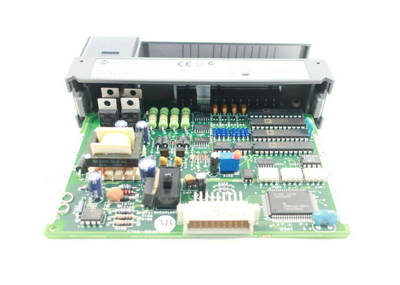 AB 1746-NO4V ， SLC 500 Analog Output Module ， 10 VDC
