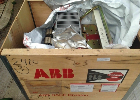 ABB Uxab 233433100 GS G3 2000A Air Circuit Breaker ACB 2000 Amp ACB