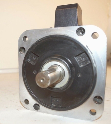 USAMED-06MS2TE 0.6 kW, 1000 rpm, 5.8 Amp, 5.8 Amp, 5.8 Amp of  Yaskawa AC Servo Motor.new original.