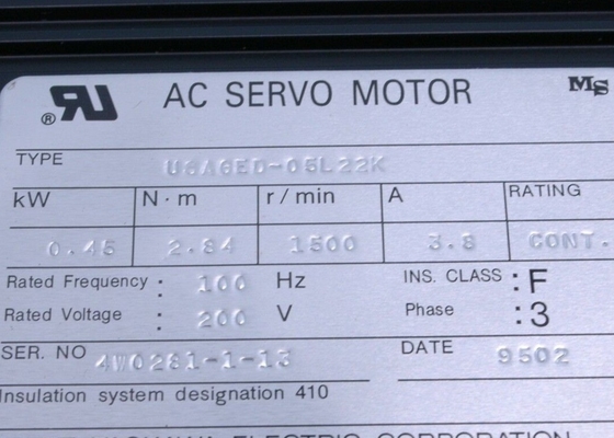 USAGED-05L22K YASKAWA AC Servo Motors 200V Shaft Straight Keyway  Totally Enclosed