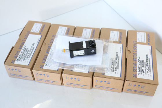 Yaskawa AC Servo Motor SGMJV-01ADL21 Brand New In Original Box