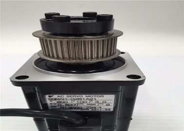 200W Flange Mount Industrial NEW 100V 2.1A  Yaskawa  servo motor SGMAH-02B1A21