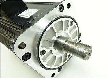 Industrial Servo Motor  Yaskawa AC SERVO MOTOR 900W 1000RPM SGMGH-09ACB6C