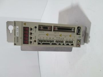 Industrial  Electric Servo Drive Yaskawa AC Servopack 0.4KW SGDM-04ADA-TE3B New in box