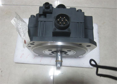 2.0KW Mitsubishi Industrial Servo Motor HC-UF202B 3AC 110V 24A 2000R/MIN