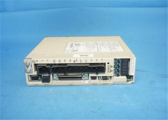 Yaskawa Electric SERVOPACK SGDV-1R6A01B002000  50/60HZ  0-230V ervo Drives