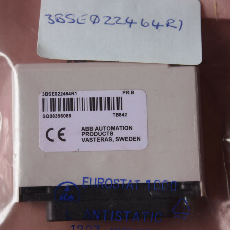 TB842 3BSE022464R1 new original, has a connector for fiber optic ...