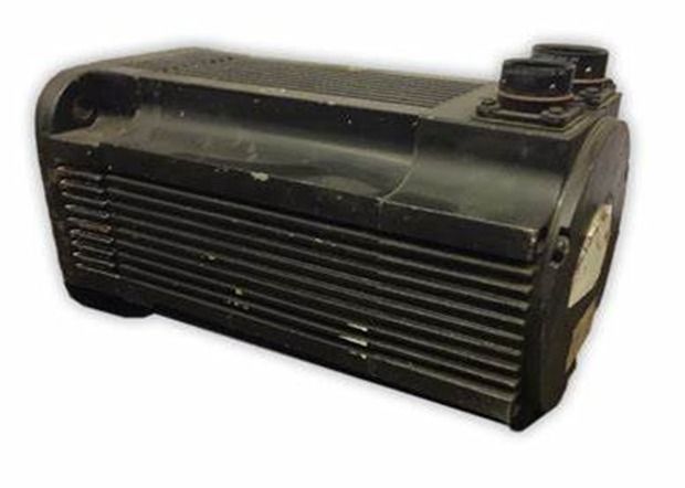 AB 1326AB-B515E-M2L Brushless AC Servo Motor 380-460 Volts Ac 50-60 Hertz