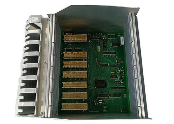 TU731F 3BDH000380R0001 TU 731F I O Terminal Unit 230 VAC Digital I O Module