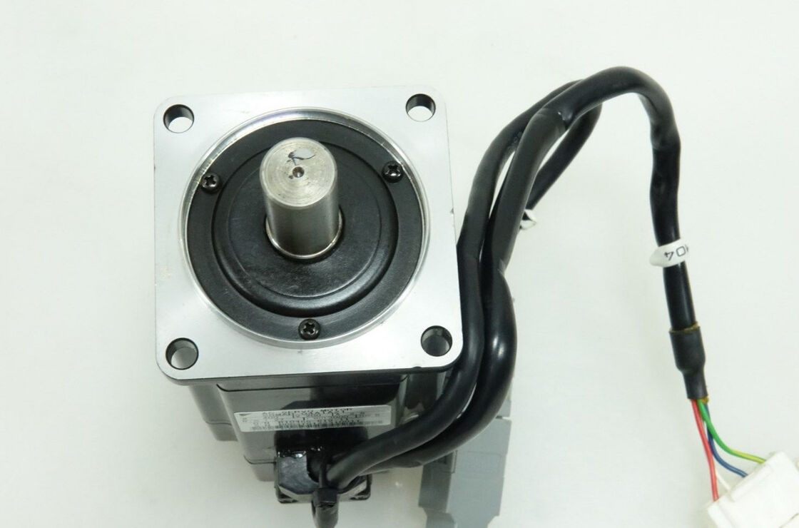 Industrial Servo Motor 2.8A Yaskawa Sigma 2 AC SERVO MOTOR 400W SGMAH