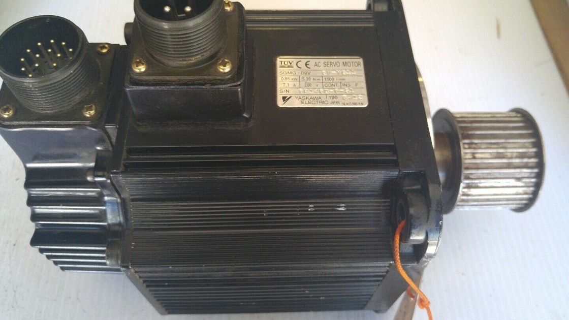 Yaskawa SGMG09V 6WYG11 SERVO MOTOR 0.85 KW 5.39 NM 1500 R/MIN 10.7 AMP