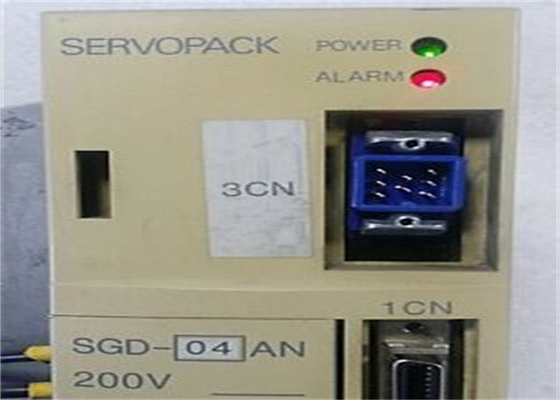 Yaskawa SGD-04AN AC SERVO AMPLIFIER 200-230V 6A 50/60HZ 400W NEW