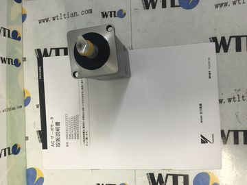 Yaskawa AC Industrial Servo Motor SGMAS-01ACA21 100W  200V BRAND NEW