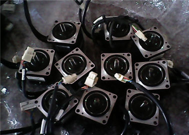 100W 3000r / Min Industrial Servo Motor 0.89A Current SGMP-01A8YR11
