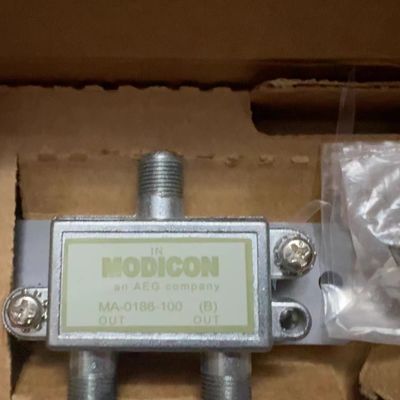 Schneider MA0185100 Quantum PLC Remote I/O Module