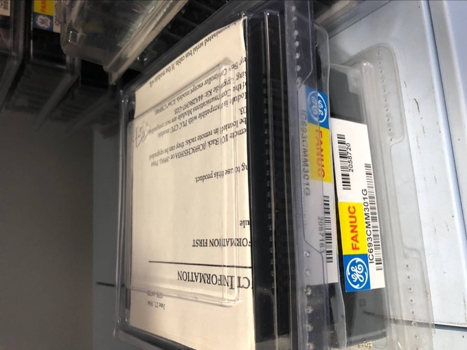 GE FANUC IC693CMM301 GENIUS COMMUNICATIONS MODULE GCM (256 BITS) 1